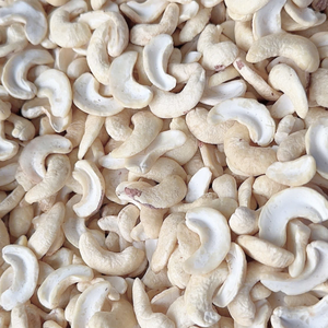 Fournisseur fiable au Vietnam, noix de cajou brutes Santigo Vietnam, noix de cajou grillées W320, exportées vers l'Asie, l'UE, le Moyen-Orient - Product Image 1