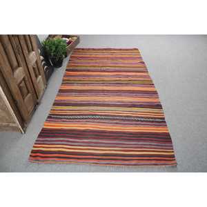 Tapis turc vintage 4,3x8,1 pieds, tapis oriental rouge Kilim - Product Image 1