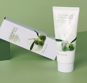 Crème et lotion hydratante pour les mains de qualité supérieure FOODAHOLIC avec extrait d'olive et parfum naturel pour l'hydratation des peaux sèches - Corée - Product Image 2