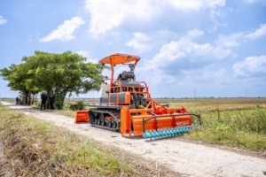 รถแทรกเตอร์ตีนตะขาบอเนกประสงค์ HOGICO HG80VN Turbo สำหรับงานไถพรวน ขนย้าย และปรับระดับพื้นดิน - Product Image 6