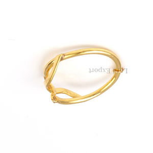 Meilleure vente Bague empilable en forme de vague en argent sterling 925 fait à la main pour femme Plaqué or 18 carats Bijoux fins polis - Product Image 2