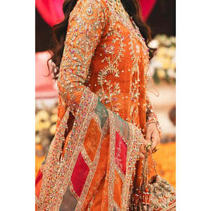 Angrakha de Seda Satén Kanwal Malik MINA con Adornos Hechos a Mano TC-1414 - Product Image 5