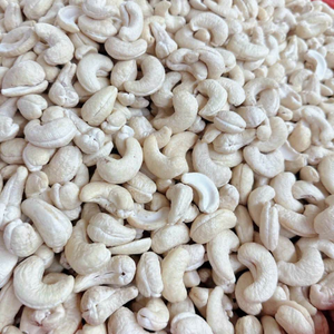 Nueces de Anacardo Directamente de Fábrica W180 W240 W320 Nueces de Anacardo Secas Kaju Badam SANTIGO - Product Image 1