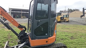 รถขุดขนาดเล็ก ZX30U-5N ปี 2019 พร้อมเครื่องยนต์ยันม่าร์ 45 กิโลวัตต์ ความจุบุ้งกี๋ 0.12 ลูกบาศก์เมตร และรับประกัน 2 ปี กำลังขุดสูง - Product Image 4