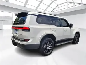 Lexus GX 550 ปี 2024 สภาพใหม่เอี่ยม - Product Image 2