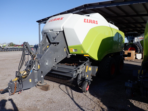 Affordable Claas QUADRANT 5300RF Hay <b>Baler</b> Big Square <b>Balers</b> Excellent Output & Long Service Life - Product Image 3