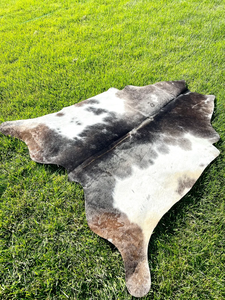 Genuine Tricolor Cowhide Rug, Speckled Brazilian <b>Cow</b> Hide Rug Leather <b>Cow</b> Skin Leather Hide Rugs in Natural <b>Cow</b> Skin Cowhide - Product Image 3