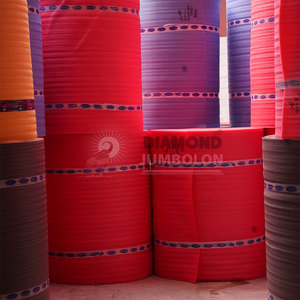 Rollo de Aislamiento Térmico Avanzado, No Laminado, Ecológico, Resistente al Fuego, para la Construcción de Edificios Modernos con Control Térmico - Product Image 2