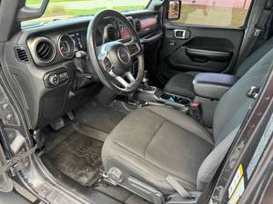 Precio bajo, Jeep Gladiator Sport 2020, auto usado en venta - Product Image 3