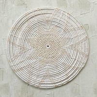 Chargeur d'assiettes en rotin blanc, plaques de chargeur naturel, quantité en vrac, napperons à bas prix, tapis de table pour décoration de table de mariage