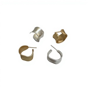 Pendientes coreanos minimalistas de plata de ley S925 estilo Matsumoto Huinai, con acabado esmerilado y diseño de barril exagerado. - Product Image 2