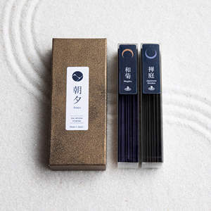 Varillas de Incienso de Bajo Humo 40g Set Aroma Zen: Crisantemo Wagiku y Jardín Japonés - Product Image 1
