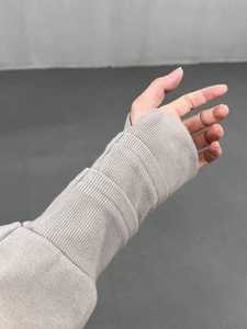 Sudadera con capucha de invierno bordada de peso pesado lavada Retro de gran tamaño personalizable transpirable para hombres mangas de calle alta dedo expuesto - Product Image 5