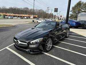 2023 Mercedes-Benz AMG SL Berline d'occasion Cabriolet Marque populaire Moteur Turbo Sièges en cuir Intérieur foncé R16 Chine Gauche Électrique - Product Image 4