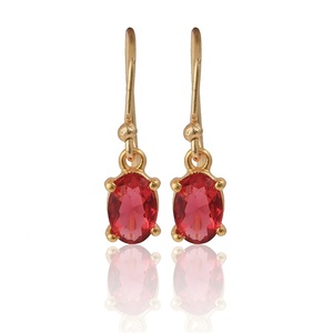 Pendientes largos rosa fucsia raros, joyería última colección, pendiente colgante minimalista hecho a mano y gota, joyería de gancho chapada en oro - Product Image 1