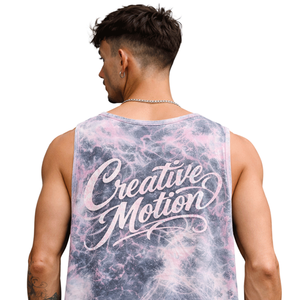 Débardeur rose tie-dye pour homme, sans manches, avec typographie créative en mouvement, streetwear moderne, maillot de sport, maquette - Product Image 5