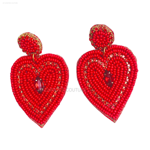 Boucles d'oreilles pendantes de mode de qualité supérieure fabriquées à la main déclaration personnalisée perlée en forme de coeur pour la Saint-Valentin - Product Image 1