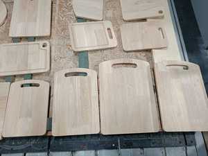 ไม้เนื้อแข็งเป็นมิตรกับสิ่งแวดล้อมเฟอร์นิเจอร์ห้องครัวทันสมัยเขียงทนทานสำหรับตัดที่สมบูรณ์แบบและทำความสะอาดง่าย - Product Image 6