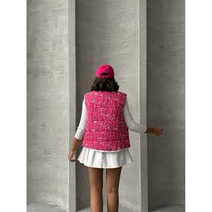 Chalecos Acolchados para Mujer con Estampado Mixto y Refuerzo de Fibra, Disponibilidad al por Mayor - Product Image 2