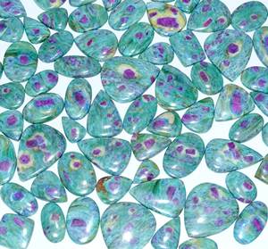 Cabujones de piedras preciosas sueltas de cuarzo fucsita rubí Natural de alta calidad AAA + tamaño de forma mixta para la fabricación de joyas - Product Image 3