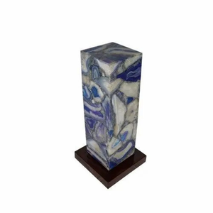 Lampe LED en résine faite à la main en forme de fleur, veilleuse, statue de plongée, thème sous-marin, objet d'art de collection, cadeau pour la fête des mères, lampe en agate - Product Image 1