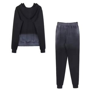 Conjunto Deportivo Informal Premium, Holgado, Resistente, Cómodo y Elástico para Gimnasio y Jogging, con Cuello Redondo, Secado Rápido y Diseño Liso - Product Image 2