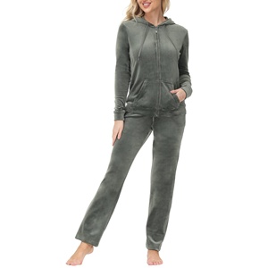 Wholesale Custom Women Fashion Ladies <b>Velour</b> Tracksuits for Women Tracksuit Jogging Sweat Suit Training and Jogging Suits - Product Image 1