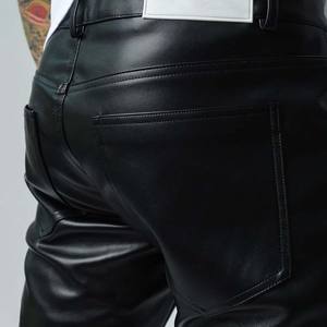 Pantalones de cuero de moda para hombre, forro suave, cintura flexible, fáciles de usar e ideales para ciclistas, eventos al aire libre y trajes de invierno - Product Image 6