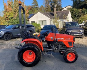 Tractor Usado/Nuevo EK1-261 de 25Hp con Tracción en las Cuatro Ruedas a Precio Económico |   Tractores Listos para Exportación - Product Image 3