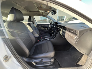 VOLKSWAGEN PASSAT 2021 D'OCCASION CÔTÉ GAUCHE/DROIT - Product Image 6