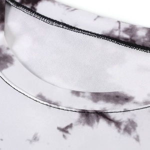 Venta al por mayor de Camisetas Personalizadas para hombres con logotipo personalizado Tie Dye camisas para hombres ropa de calle de manga corta para hombres servicio OEM - Product Image 3