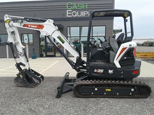 Excavadora hidráulica compacta con cabina cerrada para la venta, miniexcavadora Bobcat E35 con giro trasero cero, usada con suavidad, a la venta - Product Image 2