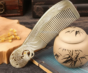 Peine de Cuerno de Vaca Natural Ecológico Antiestático para Masaje y Peinado, Hecho a Mano, Pulido, Herramienta de Alta Calidad para el Cuidado del Cabello - Product Image 6