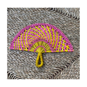 Éventail à main en paille écologique fait à la main en bambou feuille de palmier éventail tissé fournisseur en gros décoration artisanale internationale - Product Image 6