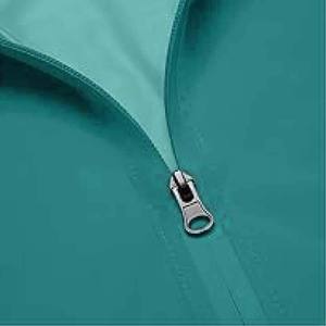 Veste de randonnée imperméable coupe-vent à capuche légère pour homme en polyester/coton Logo personnalisable et méthodes d'impression - Product Image 6