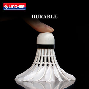 Pelota <span class=keywords><strong>de</strong></span> Bádminton Lingmei 90, Aprobada por la Federación Mundial <span class=keywords><strong>de</strong></span> Bádminton, Fabricada con Plumas <span class=keywords><strong>de</strong></span> Ganso TOP y Núcleo <span class=keywords><strong>de</strong></span> <span class=keywords><strong>Corcho</strong></span> - Product Image 2