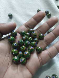 Les perles de verre Millefiori sur mesure, une forme d'art intemporelle qui transforme le verre vibrant en superbes œuvres de bijoux et d'artisanat. - Product Image 3