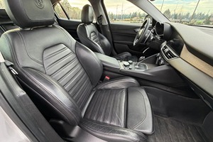 Alfa Romeo Giulia T-i A-W-D 2017 - Product Image 5