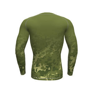Camiseta de compresión sublimada con logotipo personalizado Rush Guard para hombre, la mejor ropa deportiva para adultos Rash Guards Factory al por mayor - Product Image 6