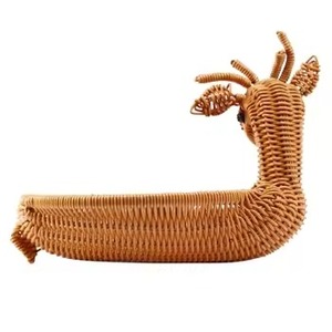 Bol à salade en rotin de conception animale avec finition naturelle Parfait pour la vaisselle de cuisine et le service de fruits - Product Image 4