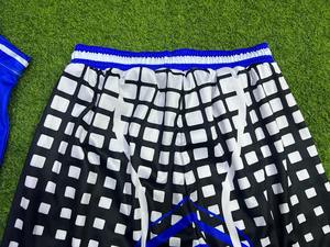 Personalizado Reversible Sublimación Diseño Equipo Baloncesto Uniforme Jersey Set para Adultos al por mayor Diseño en blanco con Logo Uniforme - Product Image 3