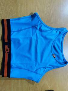 Logo personnalisé Ensemble de yoga de haute qualité 4 pièces Soutien-gorge de sport Veste de yoga Ensembles d'entraînement Ensemble de port de yoga - Product Image 5