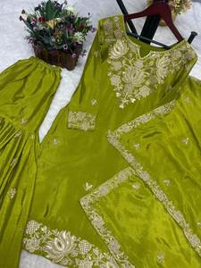 Vestido Sharara de seda de Chinon pesado para bodas y fiestas de gran venta inspirado en Bollywood, Colección sofisticada con estampado cosido - Product Image 6