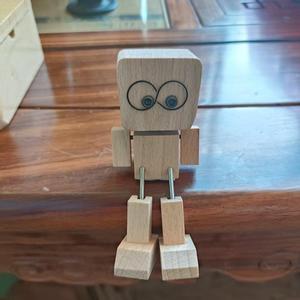 Nouvelle marionnette à bascule écologique et charmante, <span class=keywords><strong>Pinocchio</strong></span> miniature, avec des jambes qui bougent, modèle en bois gravé au laser - Product Image 4