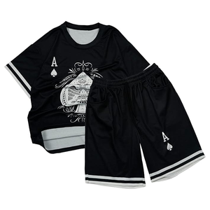 Conjunto de chándal de verano ajustado para hombre: diseño moderno con ribete en contraste, perfecto para ropa informal, Deportes y Viajes - Product Image 2