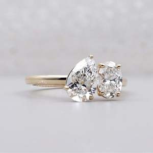 Anillo de Compromiso con Diamante Cultivado en Laboratorio Toi Et Moi con Formas Ovaladas y de Pera, Colección de Anillos de Diamantes Elegantes - Product Image 5