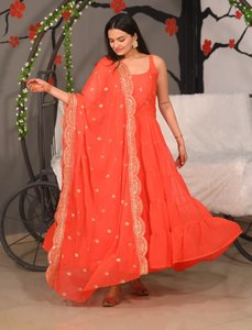 Hermoso vestido con secuencia de trabajo bordado - Product Image 6
