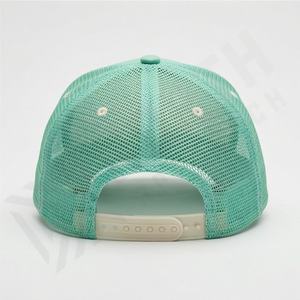 Casquettes de sport OEM 2026, vente en gros, hommes et femmes, design personnalisé, casquette de baseball brodée, respirante, réglable, protectrice - Product Image 2