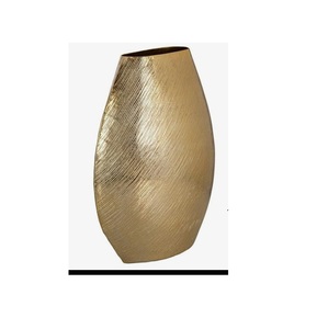 Florero Moderno de Lujo en Metal Dorado para Decoración de Bodas y Hogar, Recipiente Decorativo Ovalado de Aluminio Texturizado para Mesa/Suelo - Product Image 1