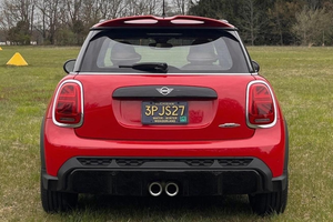 Mini Cooper John Cooper Works 2024 d'occasion en parfait état, conduite à gauche, sièges en cuir, caméra de recul - Product Image 4